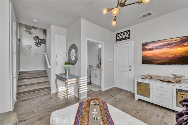 Building Photo - 1038 Savi Dr