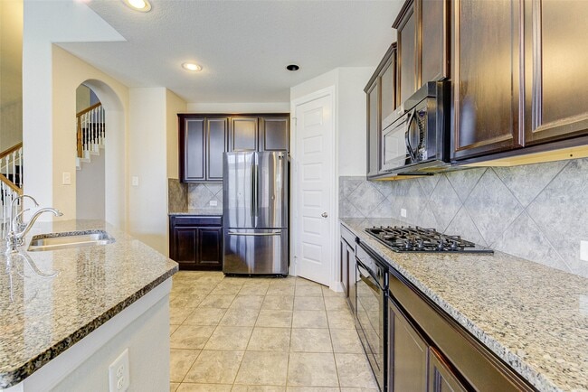 Building Photo - 22530 Cutter Mill Dr