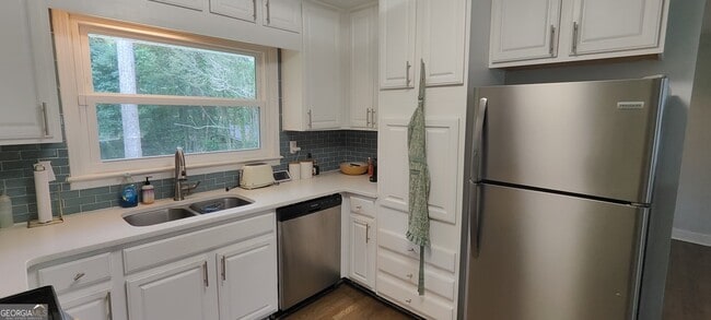 Building Photo - 2752 Arrowood Dr