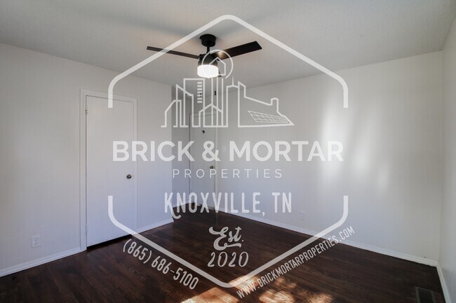 Building Photo - 2725 Keith Ave