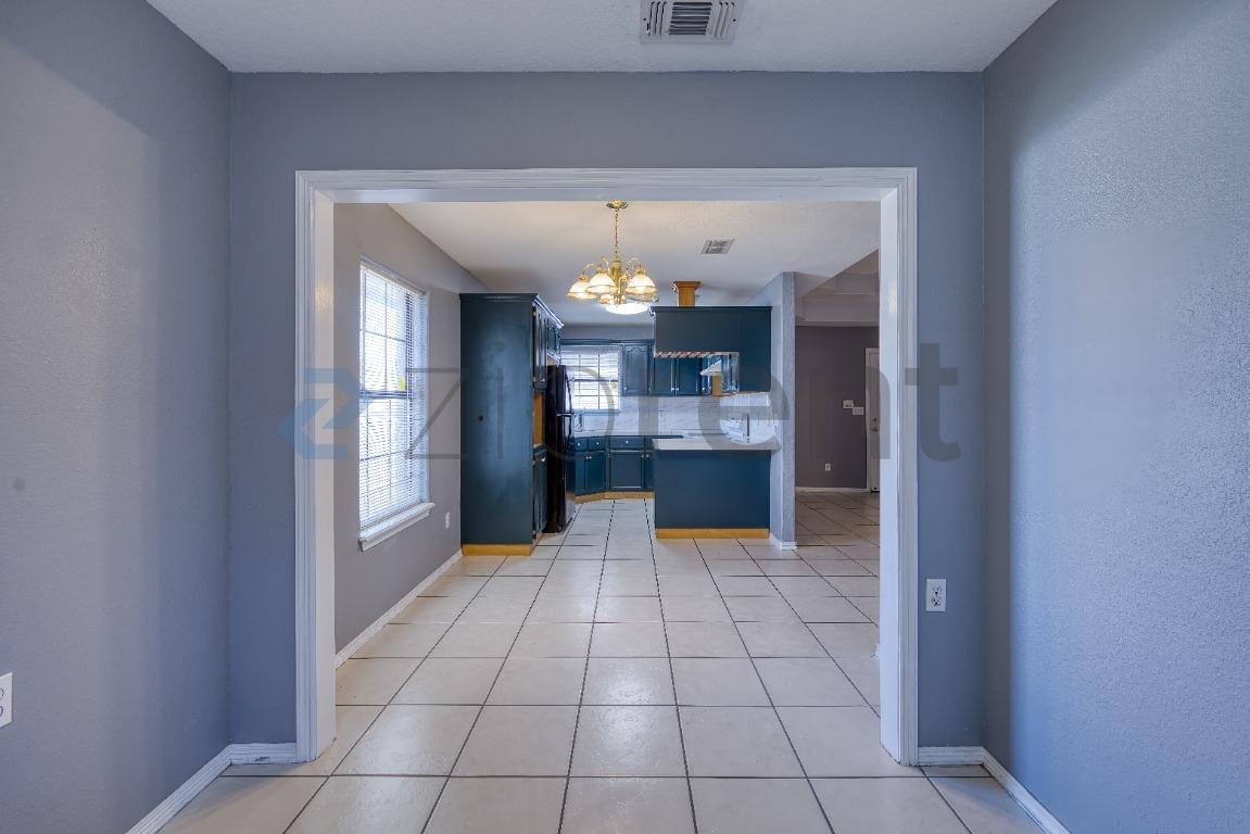 Building Photo - 6053 Blanco River St