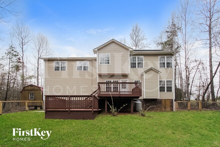 Building Photo - 3514 Navajo Dr
