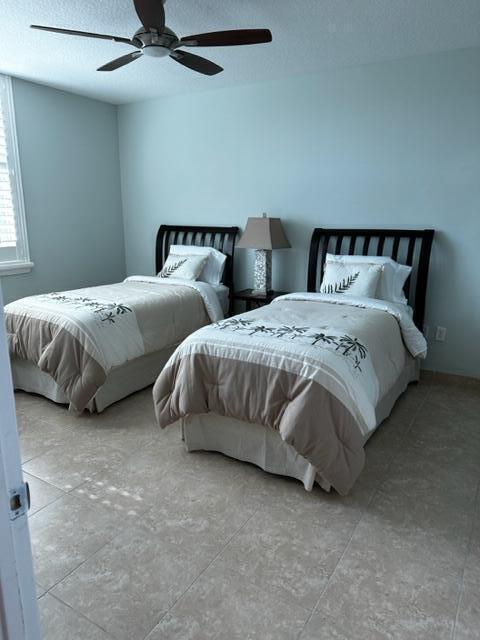 Building Photo - 625 Casa Loma Blvd