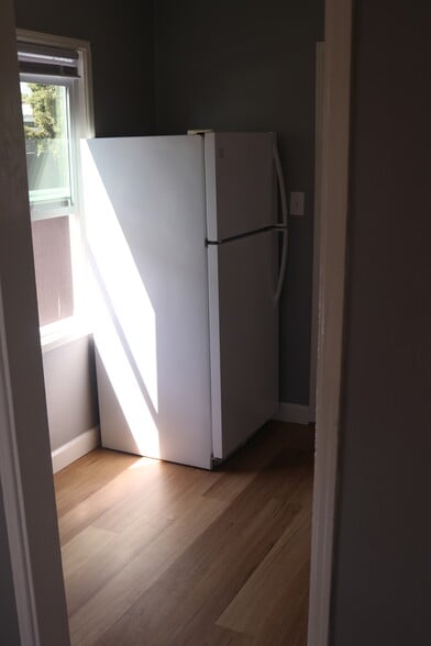 Building Photo - 4336 Wilson Ave