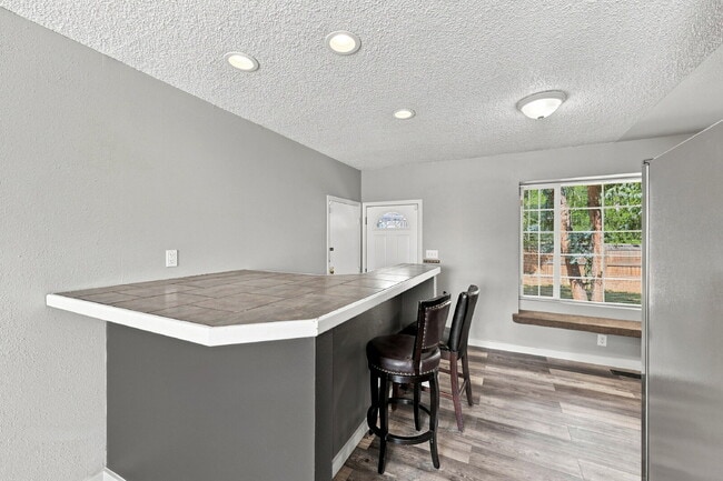 Building Photo - $1,840.95- 4 Bed, 2 Bath Home in CO Springs with Big Fenced-in Yard!