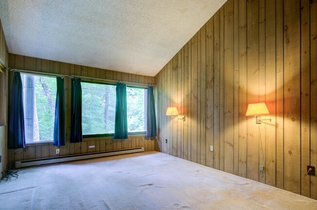 Building Photo - 73 Kearsarge Woods Ln