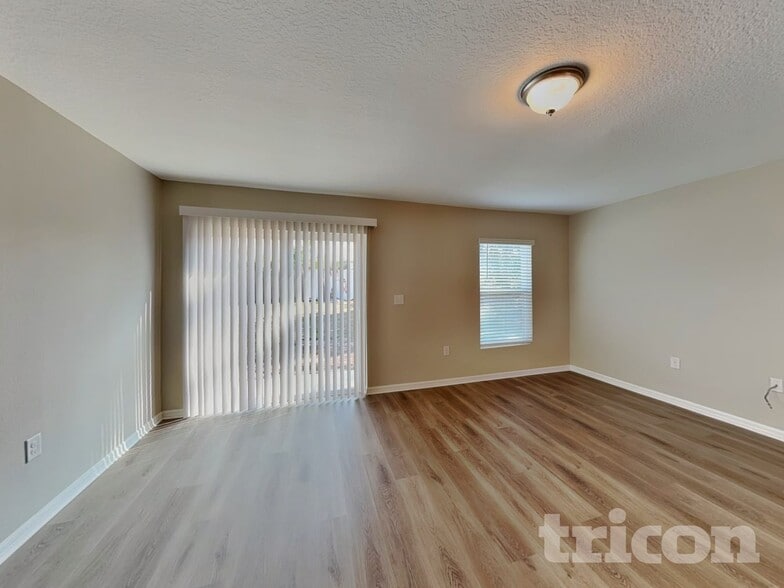 Building Photo - 1130 Alloway Ave