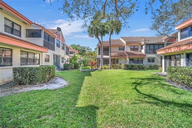 Building Photo - 3405 Emerald Oaks Dr