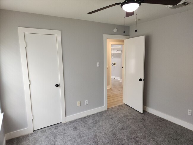 Building Photo - 20911 Walder Ct