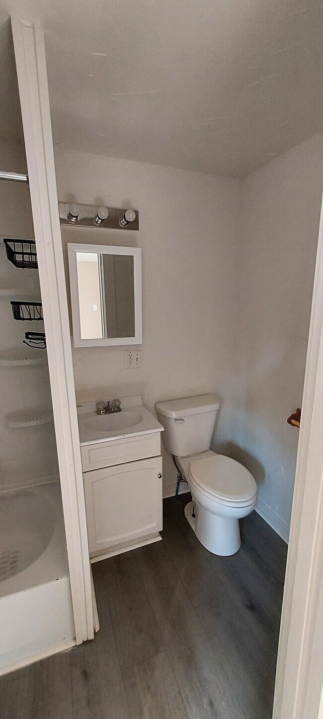 Building Photo - 1535 West St