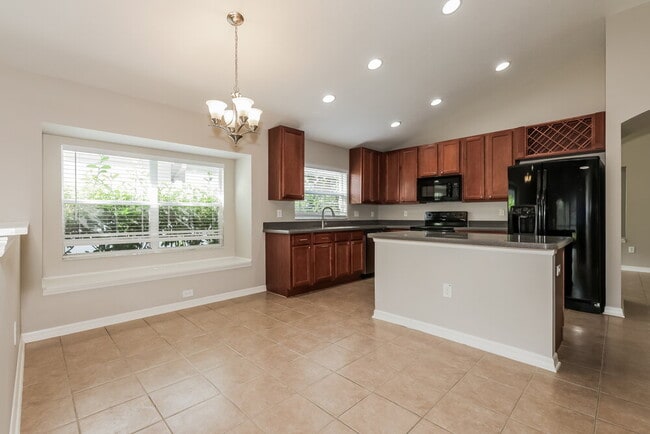 Building Photo - 433 Down Pine Dr