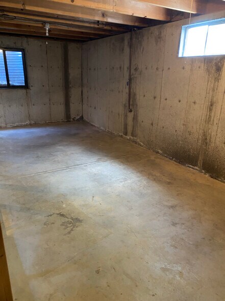 Building Photo - 10510 Kline Way