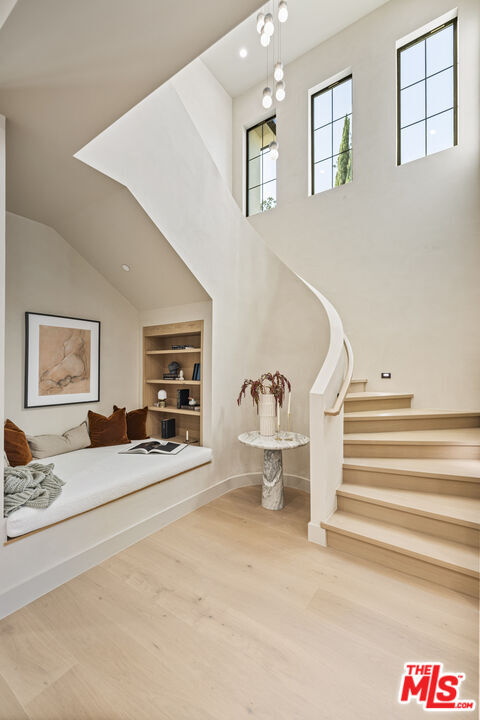 Building Photo - 14273 Greenleaf St