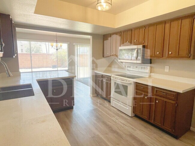 Building Photo - 2243 W McRae Way