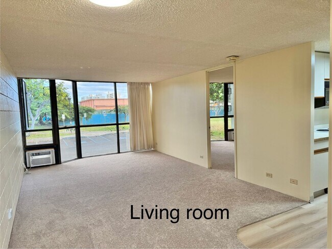 Building Photo - Charming 2 bedroom, 2 bathroom, 1 covered ...