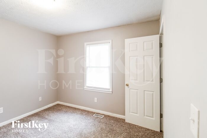 Building Photo - 262 Kesler Ct