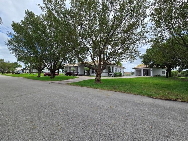 Building Photo - 15342 SW 17th St