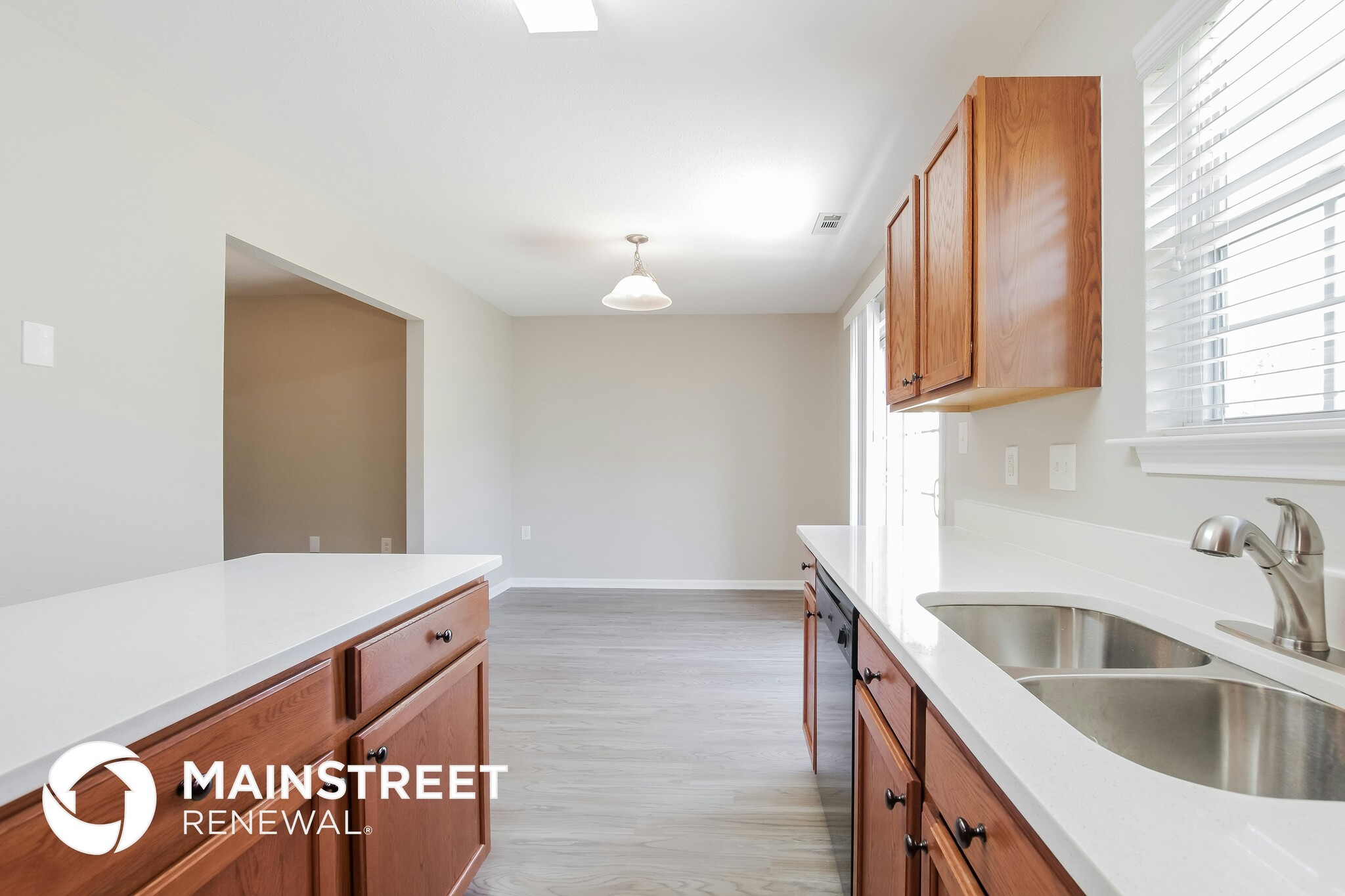 Building Photo - 6216 Summerour Place