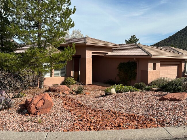Building Photo - HOUSE - RED ROCK VIEWS