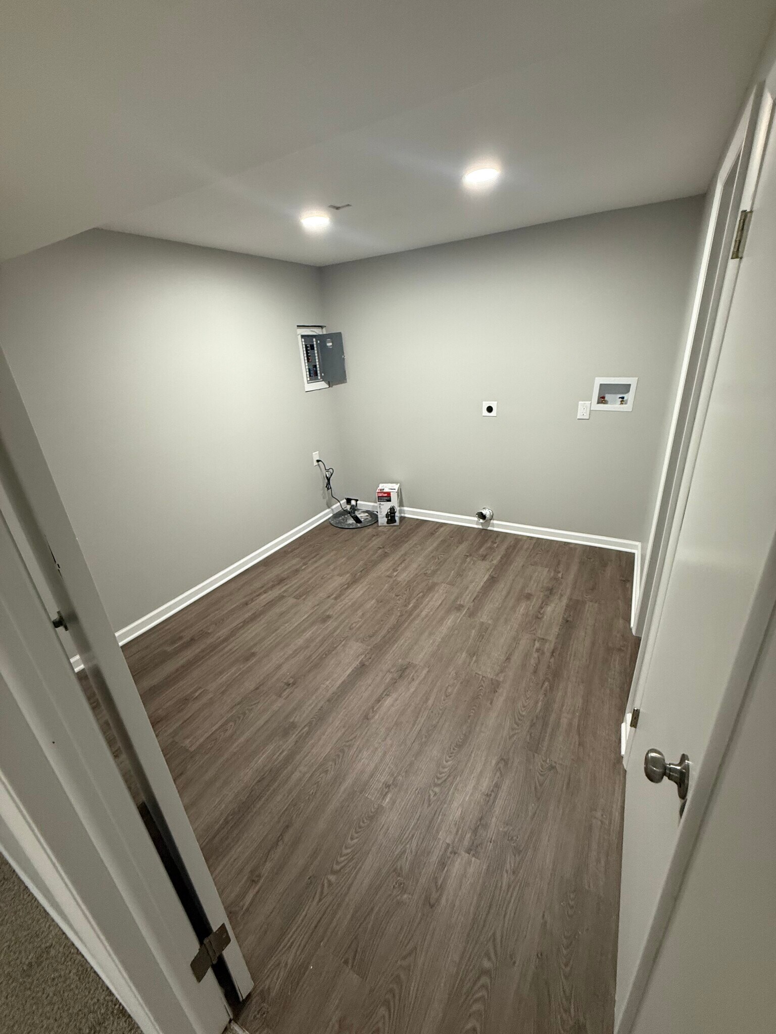 Laundry - 3958 N Edgemoor St