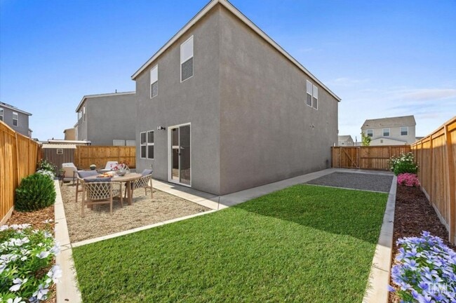 Building Photo - 8906 Ml Brg Dr