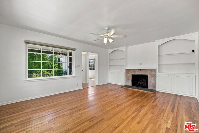Building Photo - 5631 Columbus Ave