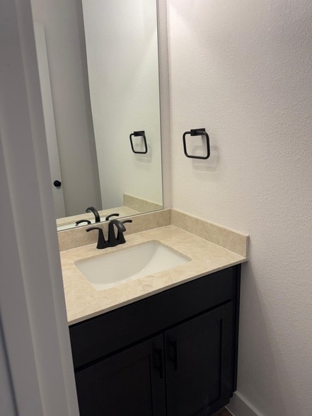 Building Photo - 4417 Cave Spgs St