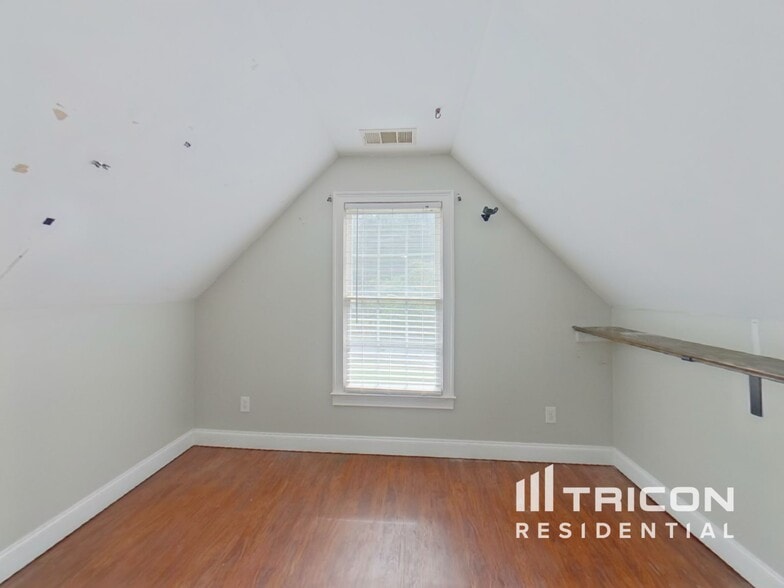 Building Photo - 105 Millstone Dr