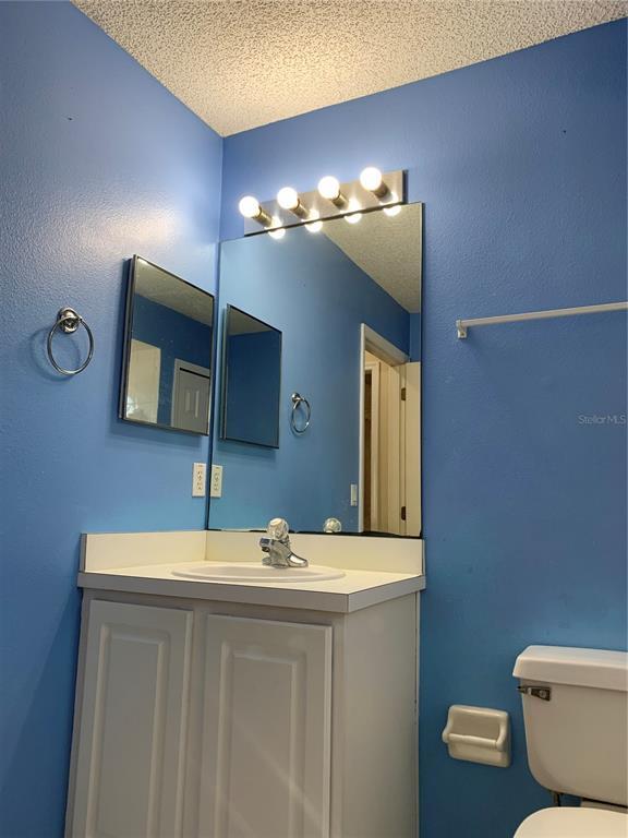 Building Photo - 12685 Enclave Dr