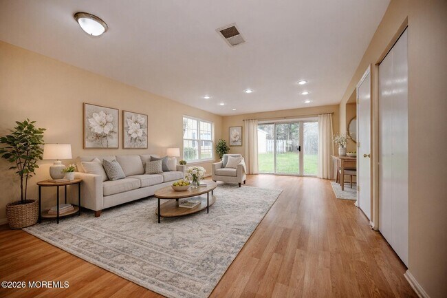 Building Photo - 28 Morgan Pl