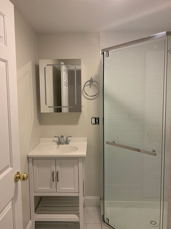 Building Photo - 609 Massachusetts Ave