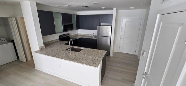 Building Photo - 5579 Pga Blvd
