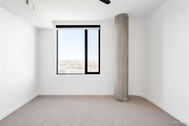 Building Photo - 3520 Chestnut Pl