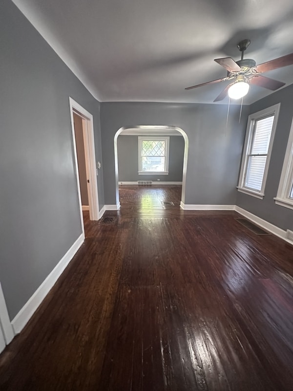 Building Photo - 3816 Archwood Ave