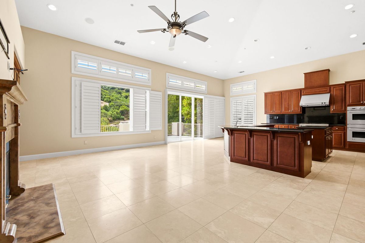 Building Photo - 309 Whitcliffe Ct