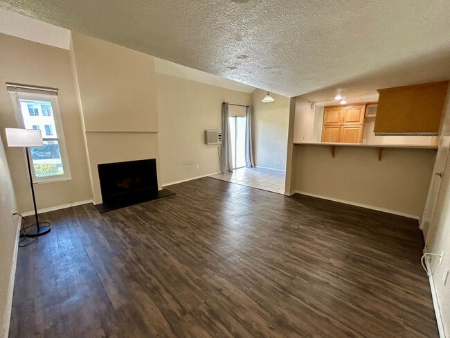 Primary Photo - 1 Bed, 1 Bath Loft Condo in La Mesa!
