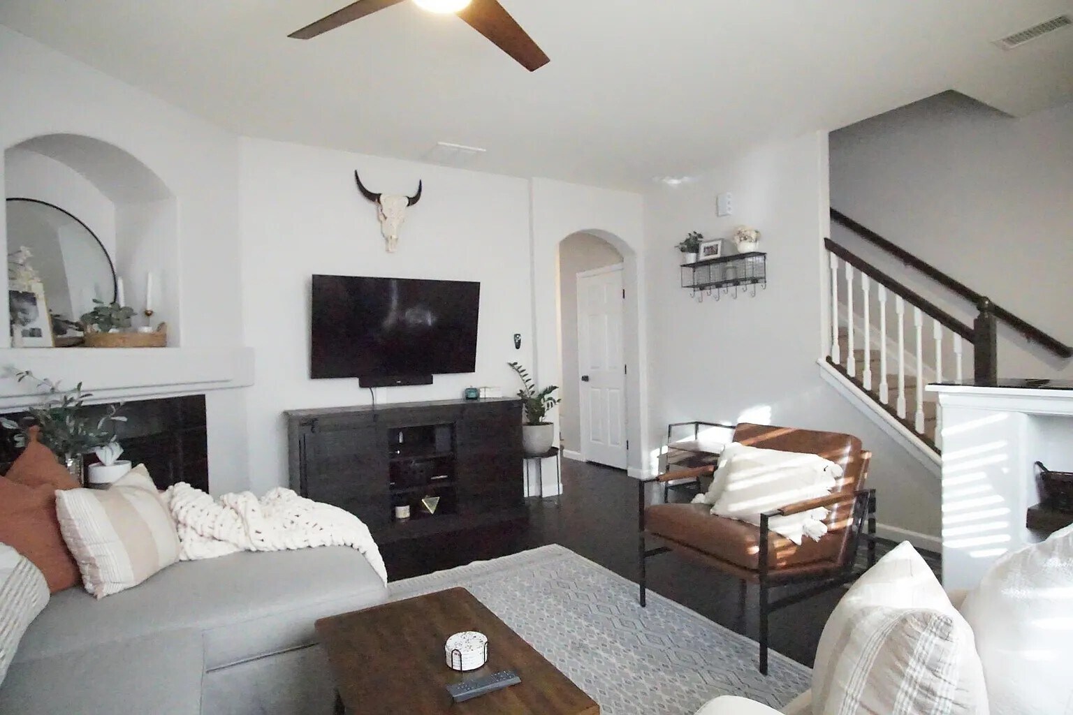 Building Photo - 12775 Jasmine Ct