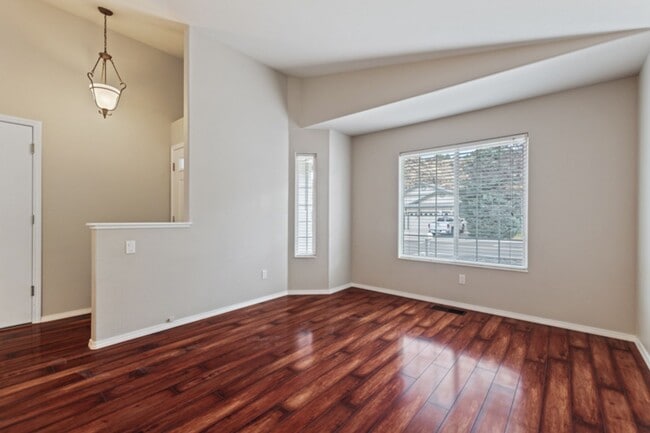 Building Photo - Sparks Home in the Vistas with RV Parking!!