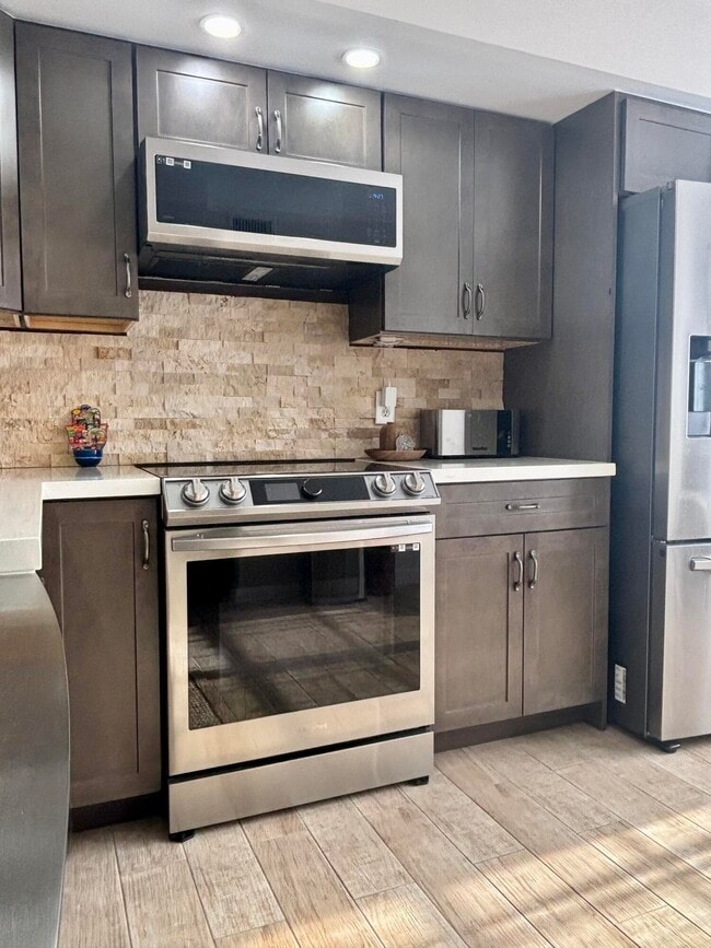 Building Photo - 1501 SW 134th Way