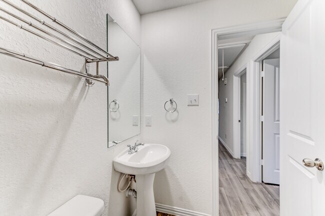 Building Photo - 7925 Way St