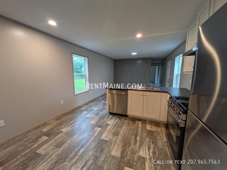 Building Photo - 438 Finson Rd