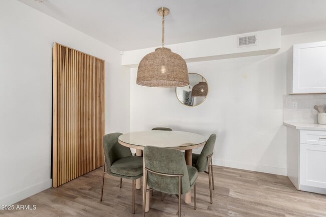 Building Photo - 6480 N 82nd St