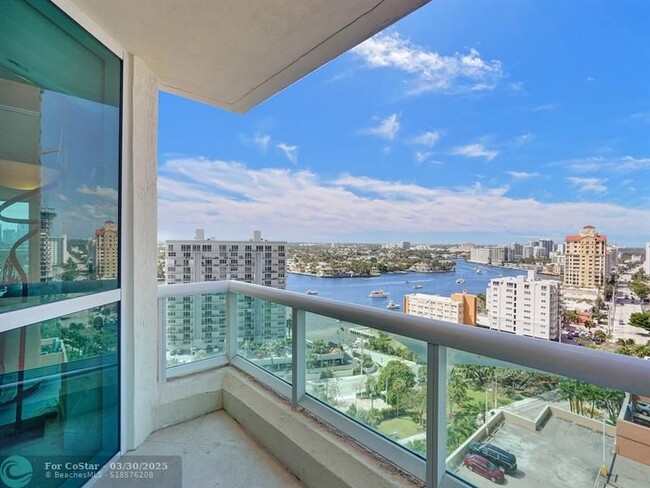 Building Photo - 101 S Fort Lauderdale Beach Blvd