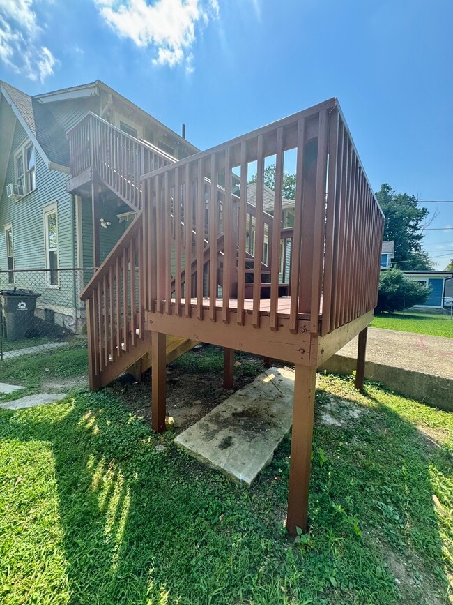 Building Photo - 321 N Indiana Ave