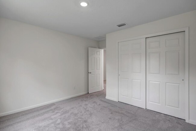 Building Photo - 115 Gourd Is Wy