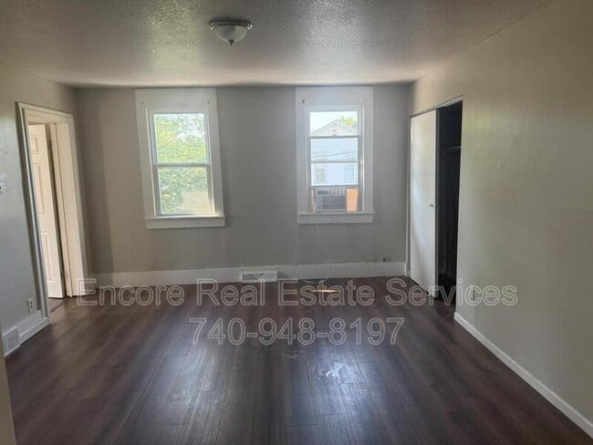 Building Photo - 144 1/2 S 3rd St