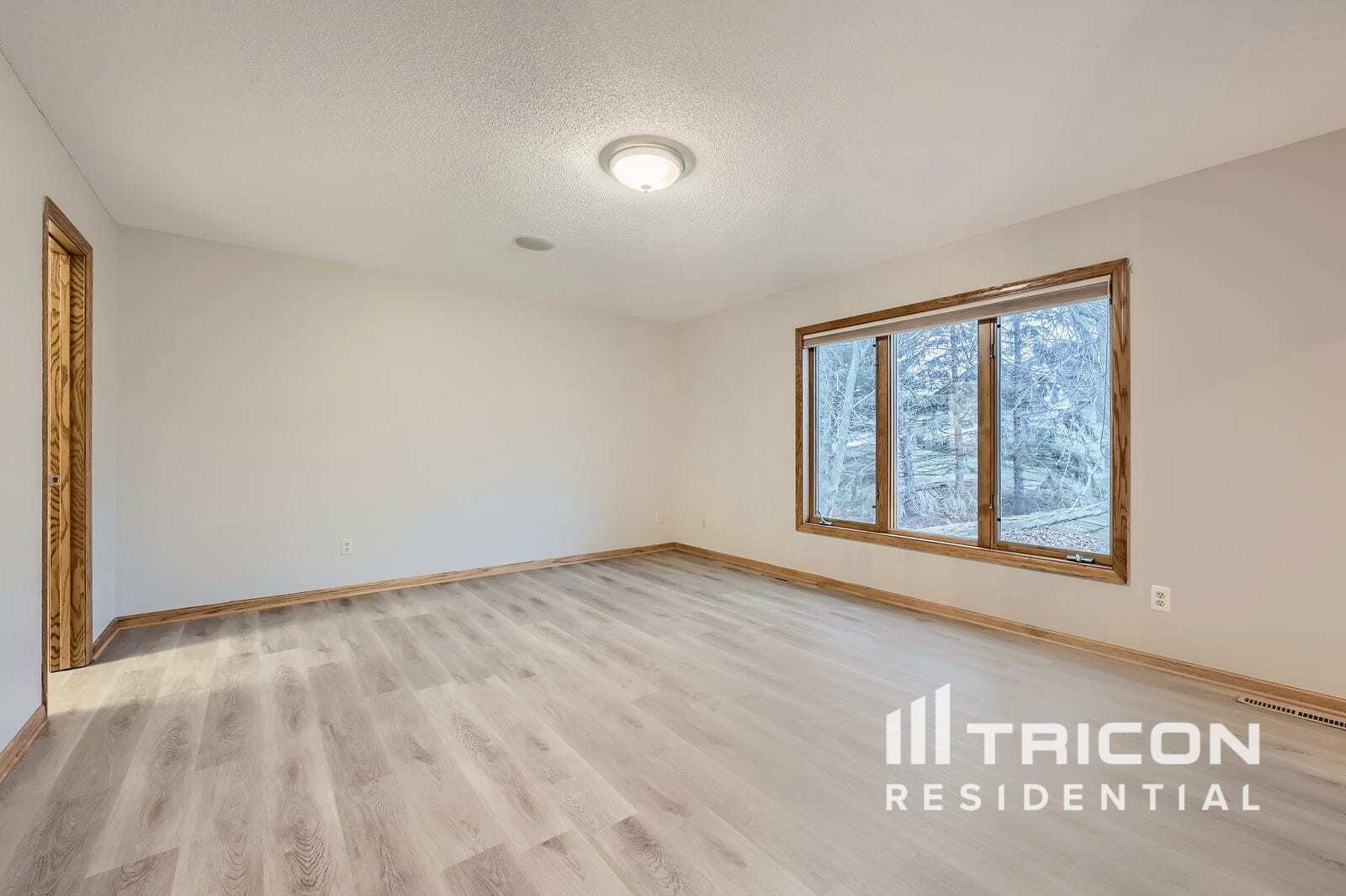 Building Photo - 12320 43rd Ave N