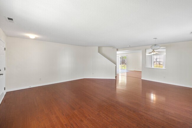 Building Photo - 6571 Guard Hill Dr