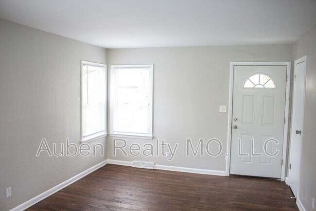 Building Photo - 1608 N Pearl St