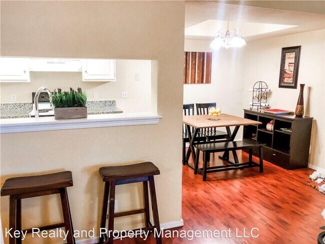 Building Photo - 2 br, 2 bath House - 14403 N Pennsylvania ...